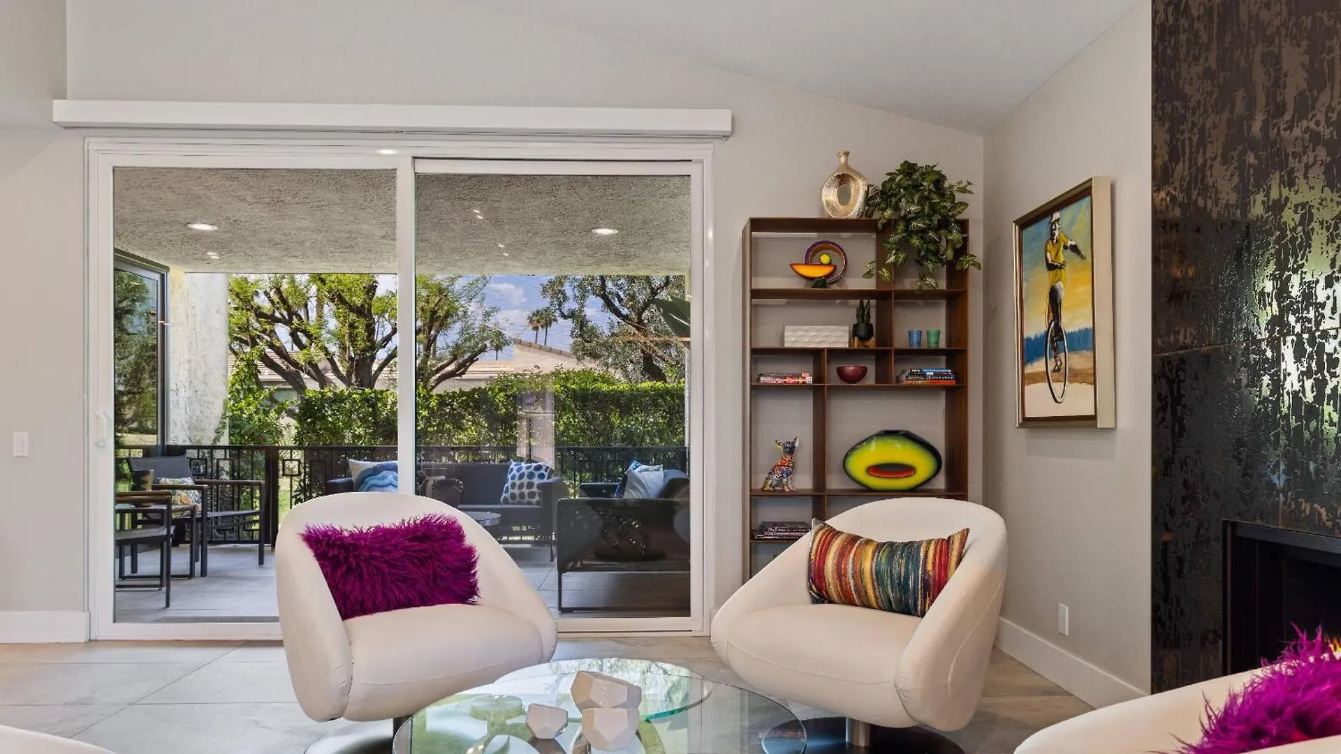 *Condo - 490 E Via Ensenada Cir, 92264 Palm Springs 0*,  United States